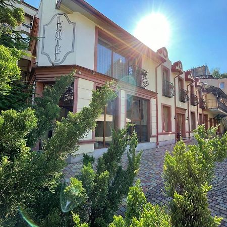 Hotel Leotel Lwów Zewnętrze zdjęcie