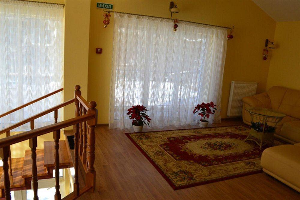 Hotel Leotel Lwów Wnętrze zdjęcie