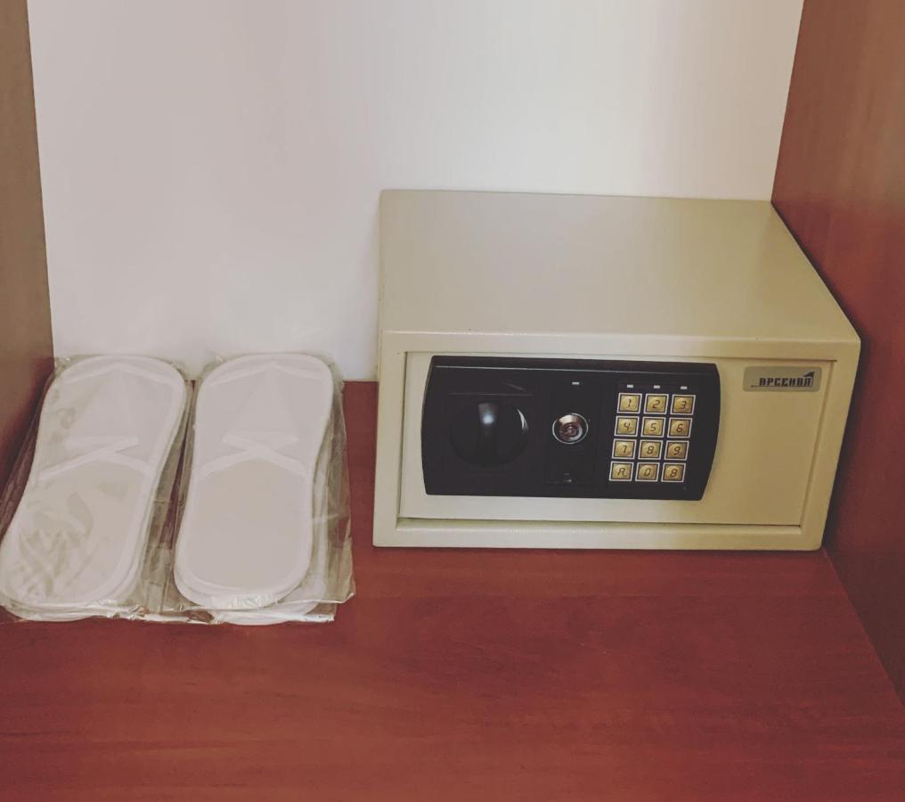 Hotel Leotel Lwów Zewnętrze zdjęcie