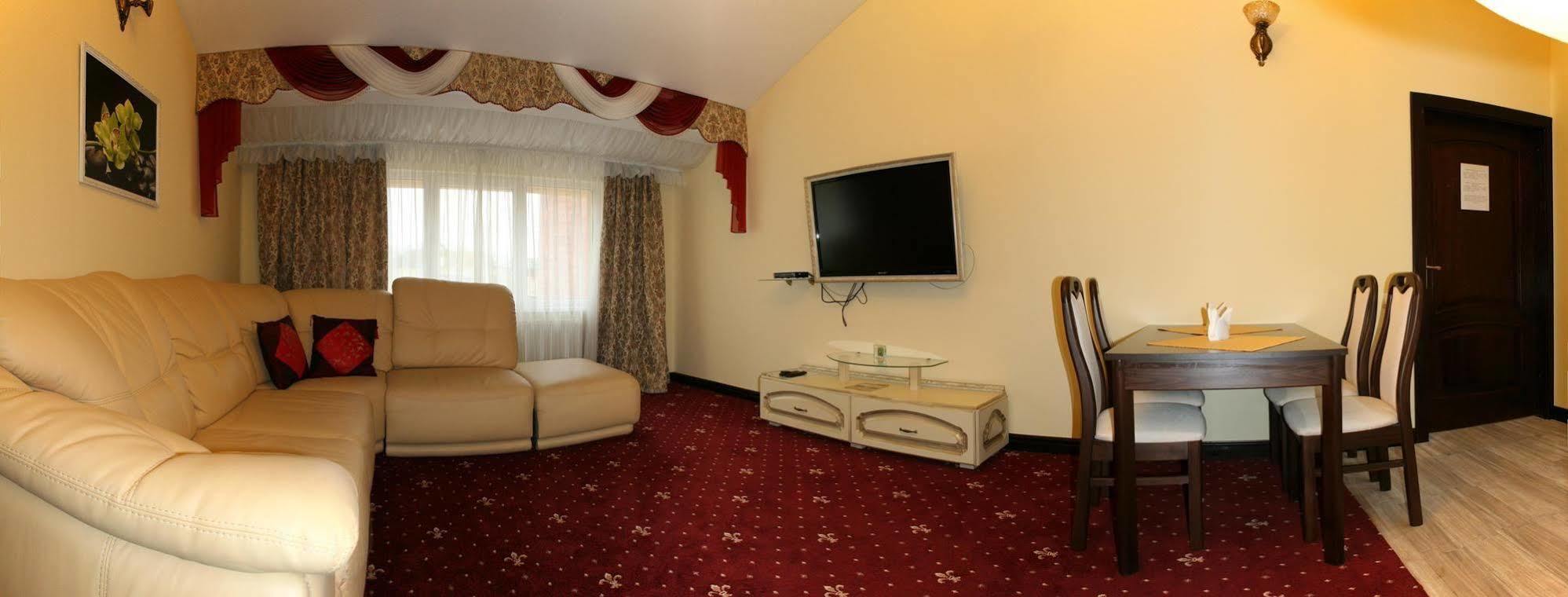 Hotel Leotel Lwów Pokój zdjęcie
